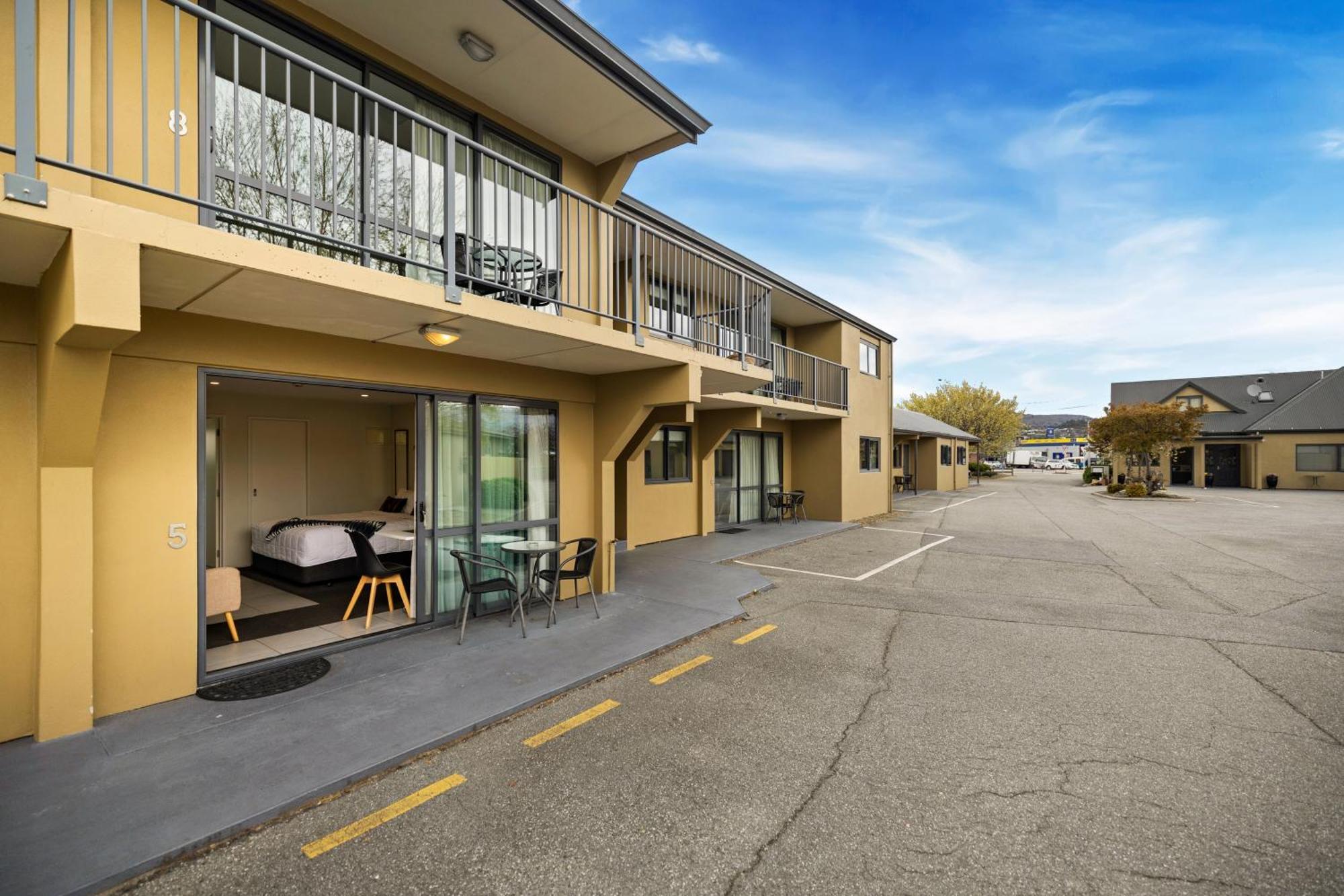 Avenue Motel Alexandra Exterior photo